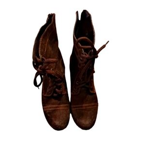 Steve Madden Brown Suede Lace & Zip Up Boots - Size 8.5